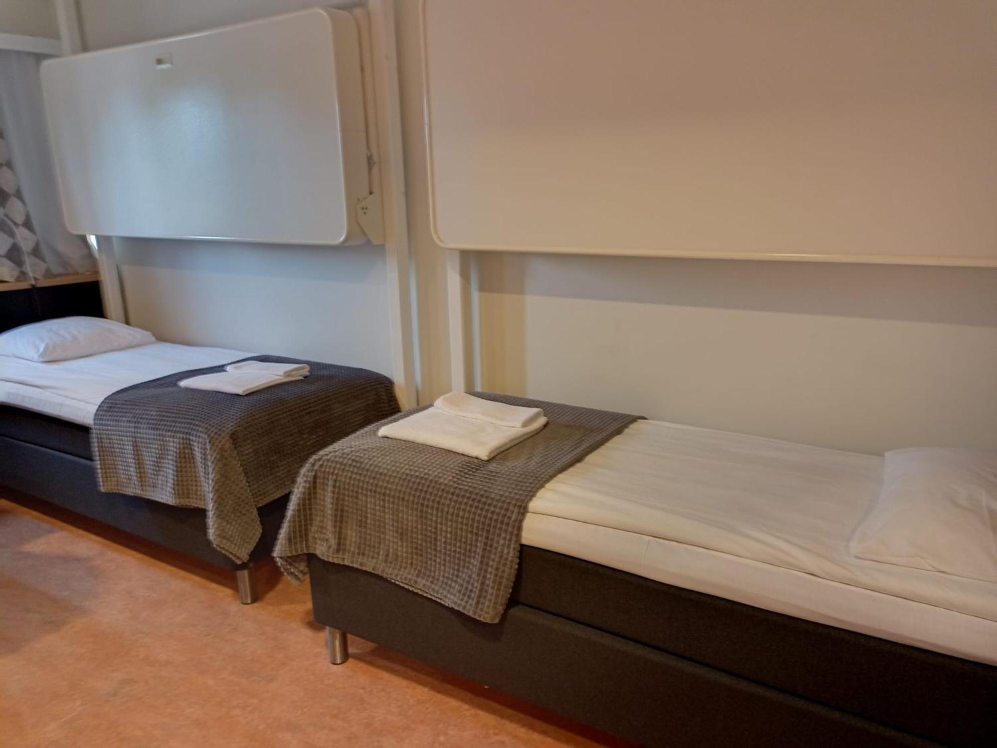 Hotel Tikkurila Vantaa Bagian luar foto