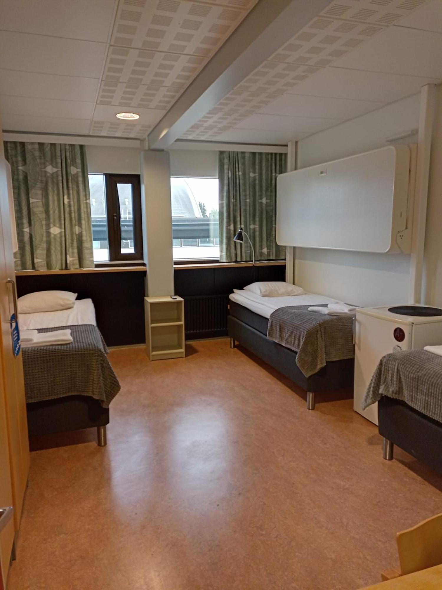 Hotel Tikkurila Vantaa Bagian luar foto